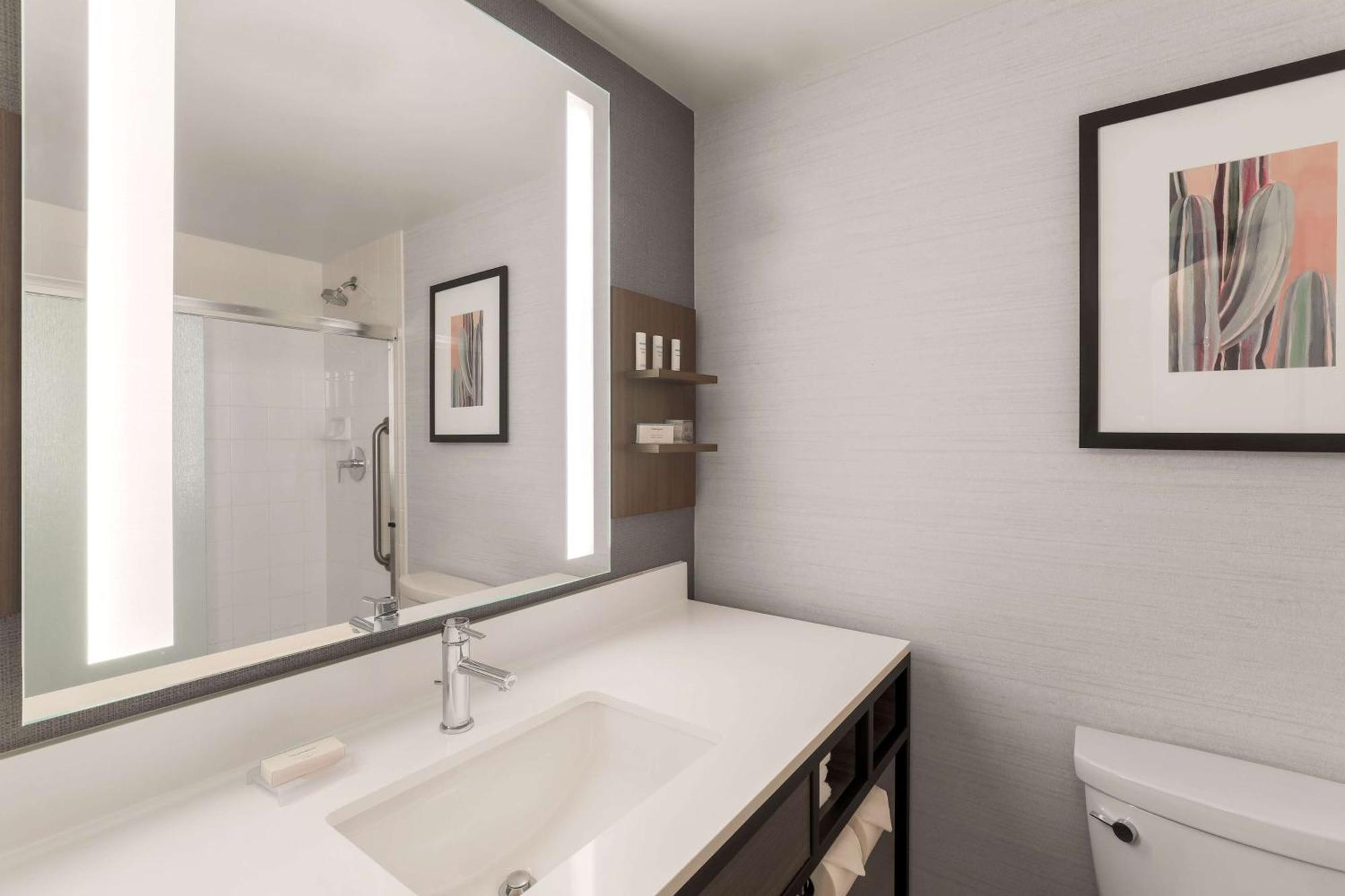 Hilton Garden Inn Reno Exteriör bild