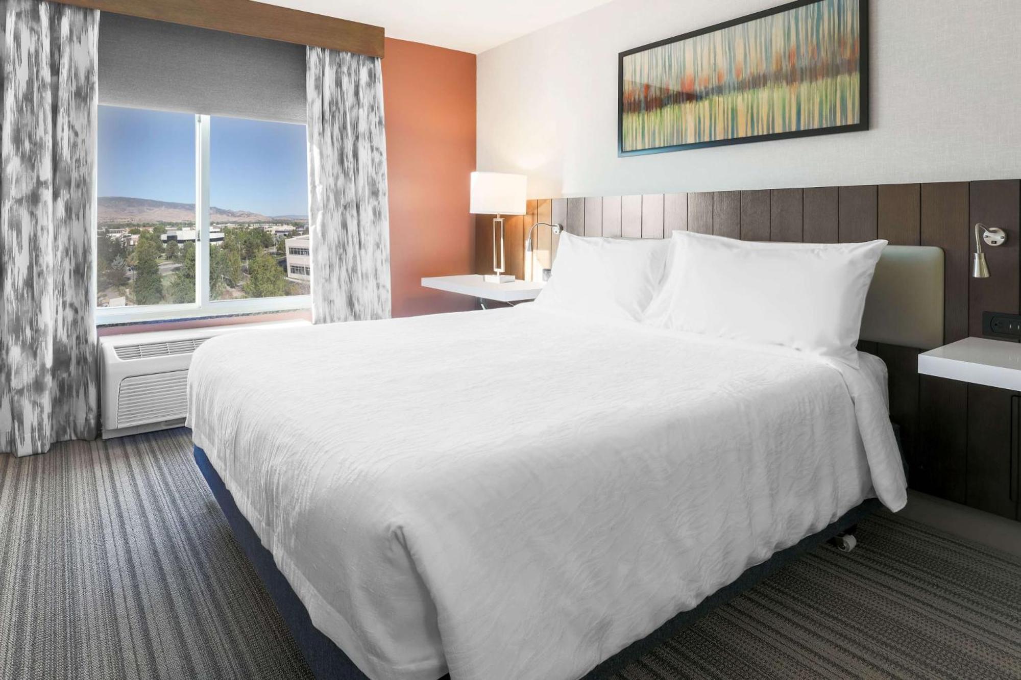 Hilton Garden Inn Reno Exteriör bild