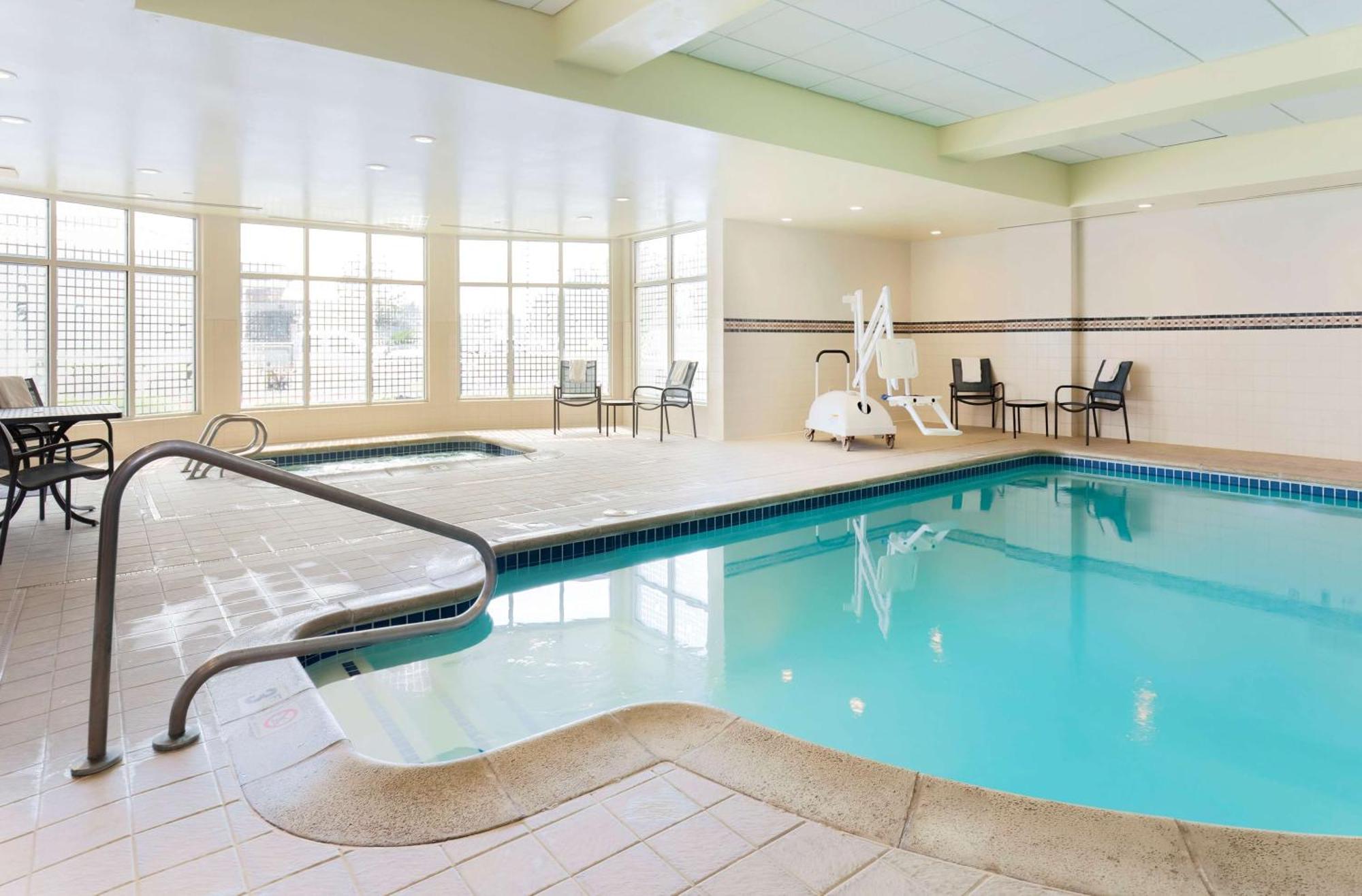 Hilton Garden Inn Reno Exteriör bild